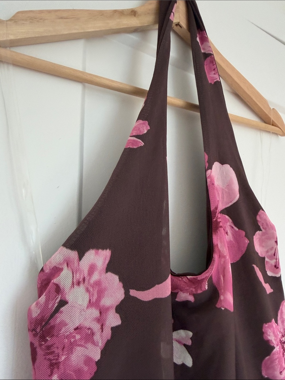 Women’s Brown Halter Top with Pink Floral Print NWOT - Picture 3 of 7